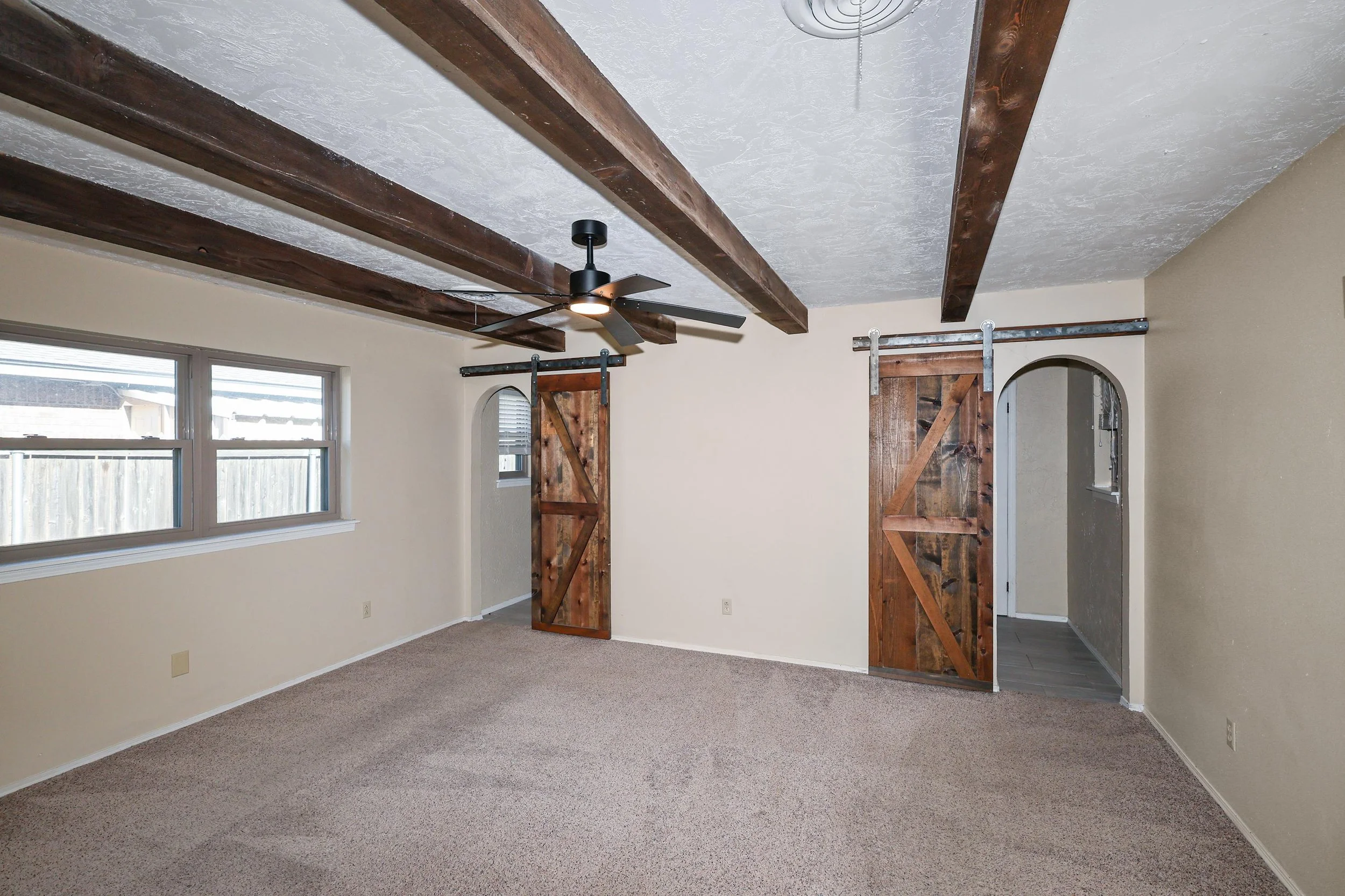 15-Primary Bedroom.jpg