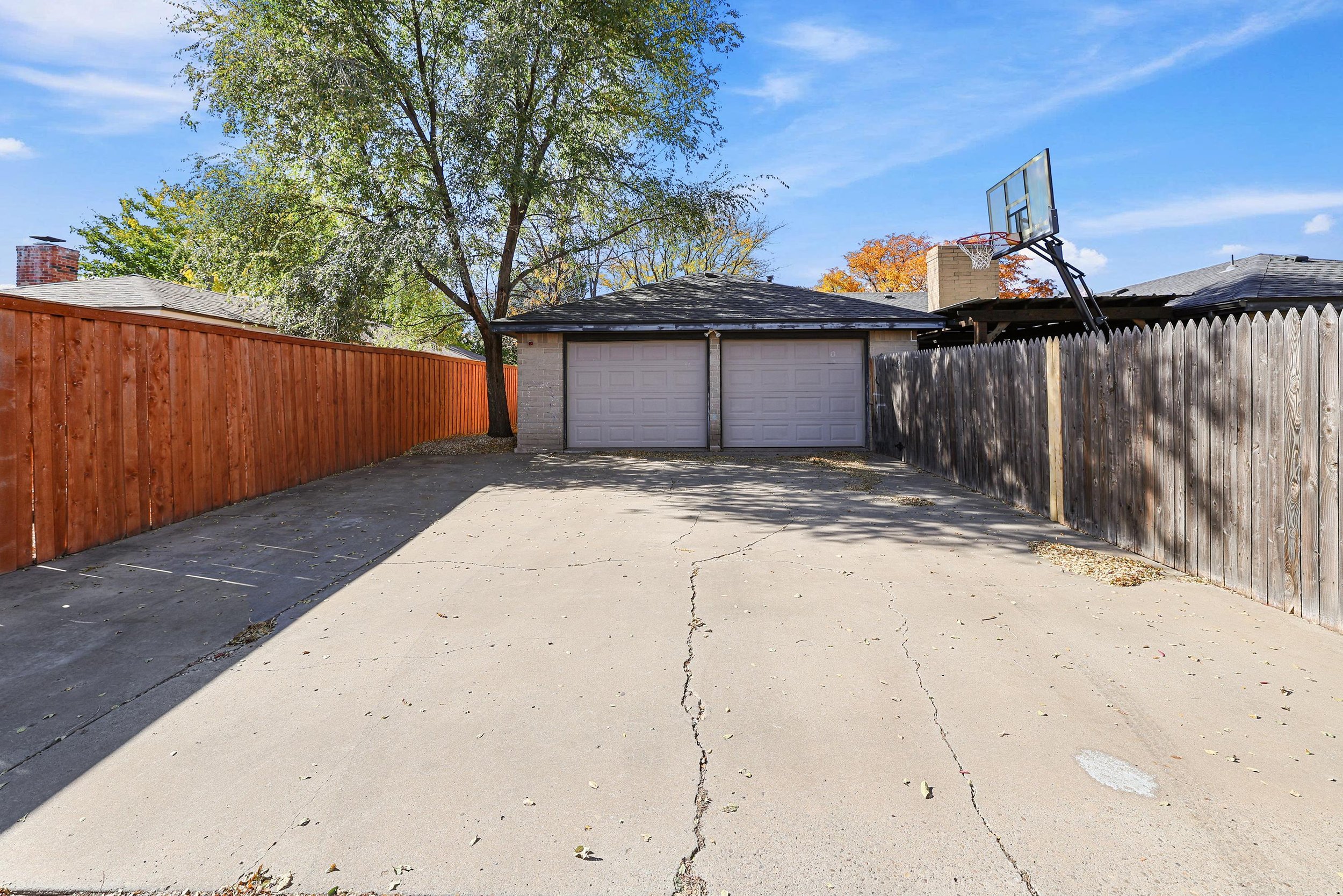 39-Garage.jpg