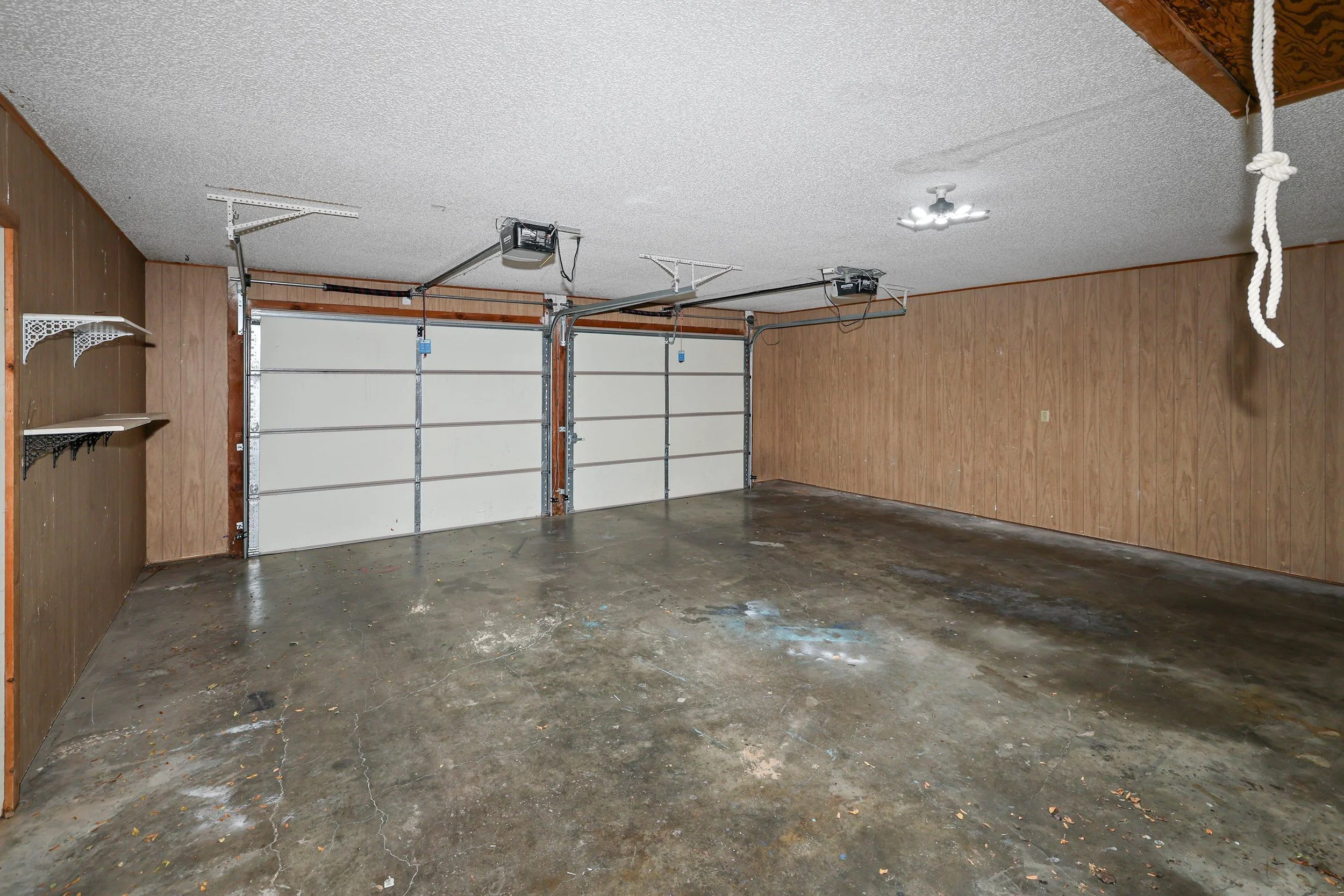 41-Garage.jpg