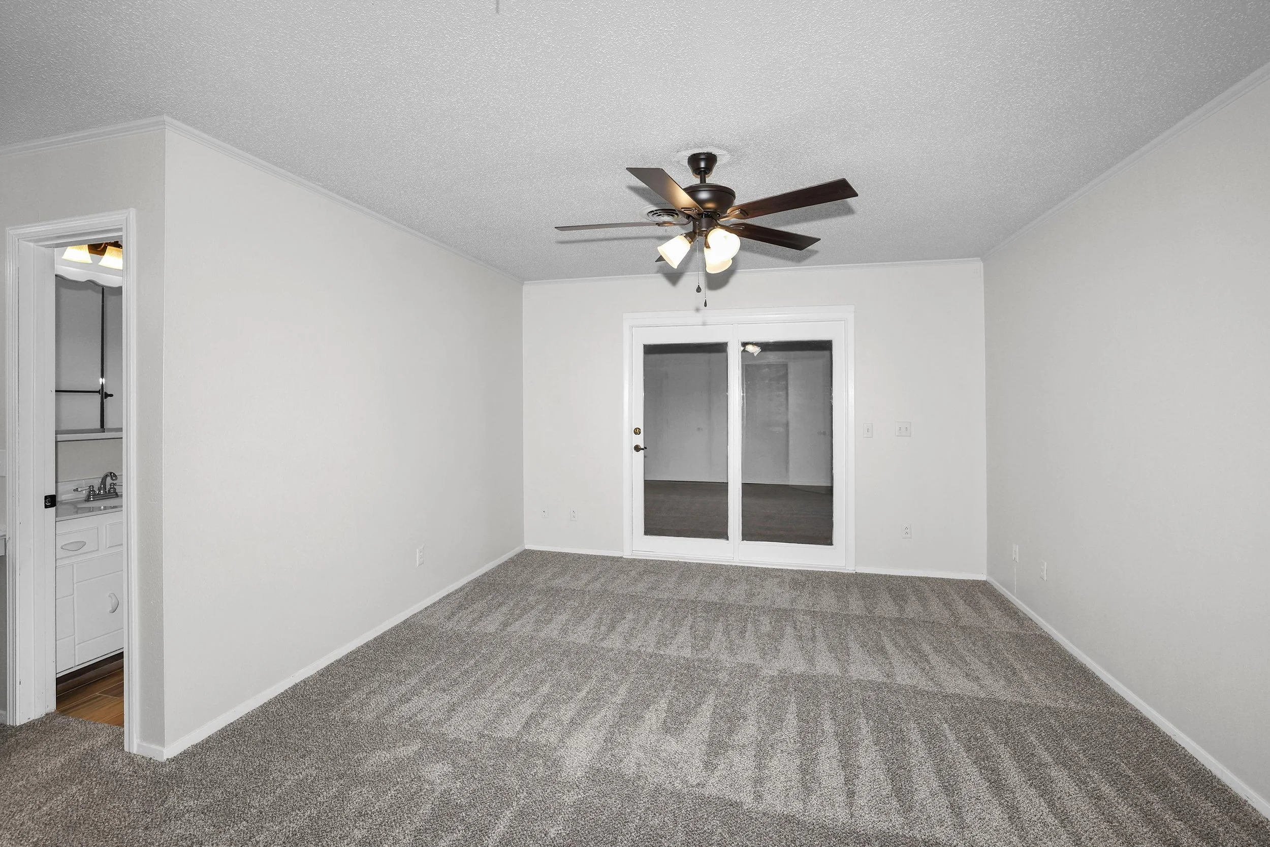 13-Primary Bedroom.jpg