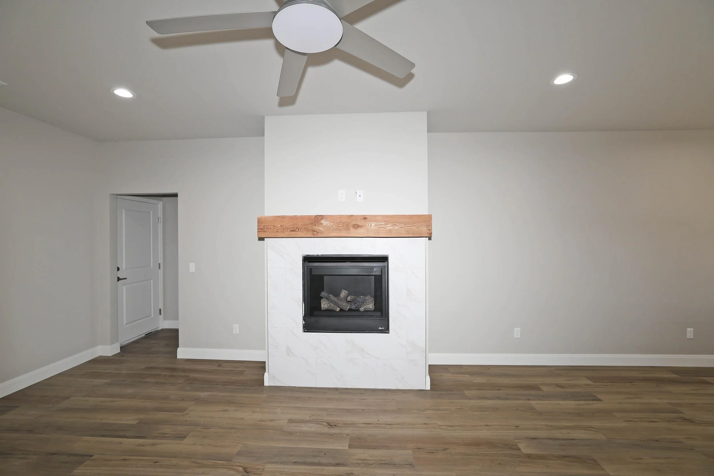 6-Living Area Fireplace.jpg