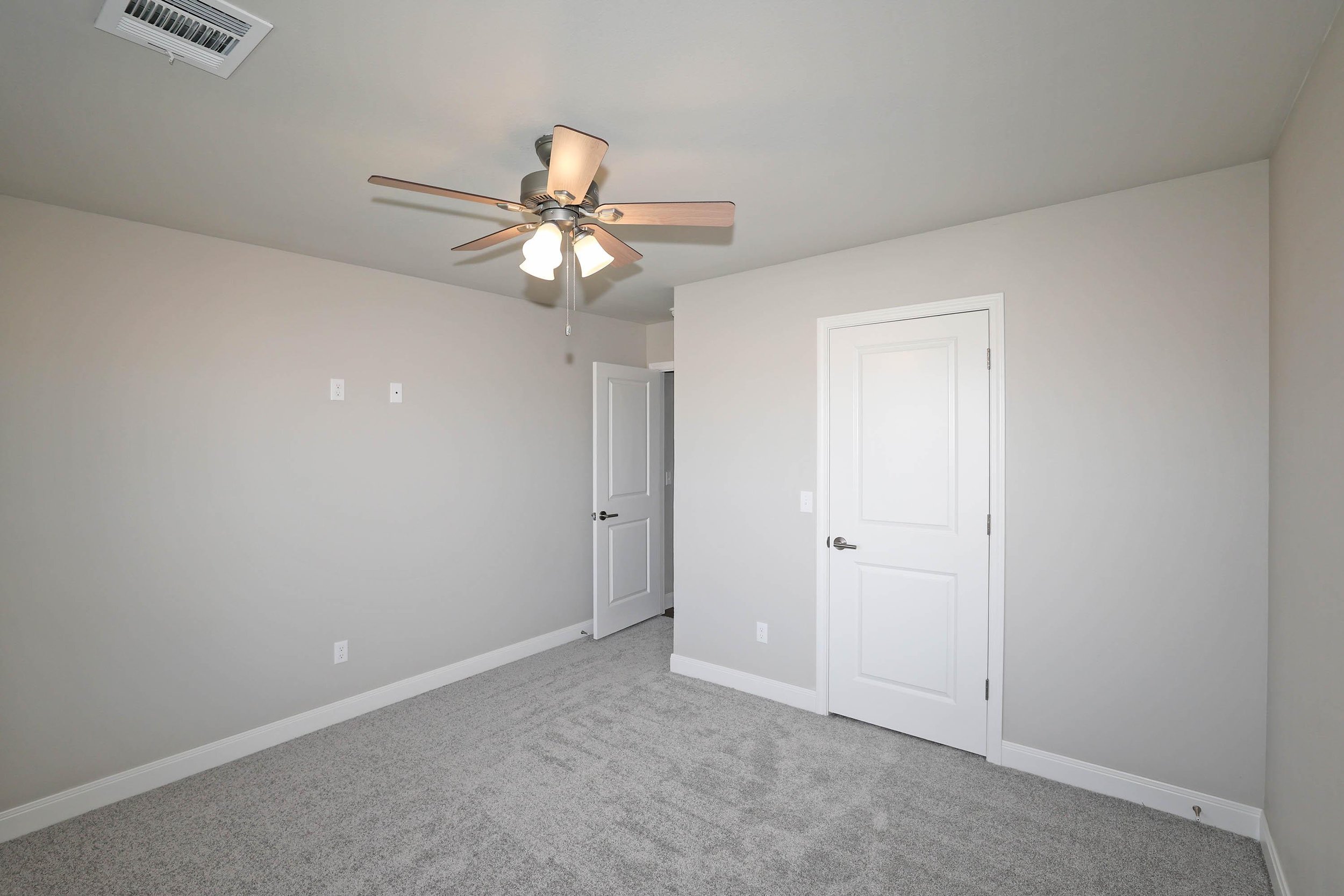 19-3rd Bedroom.jpg