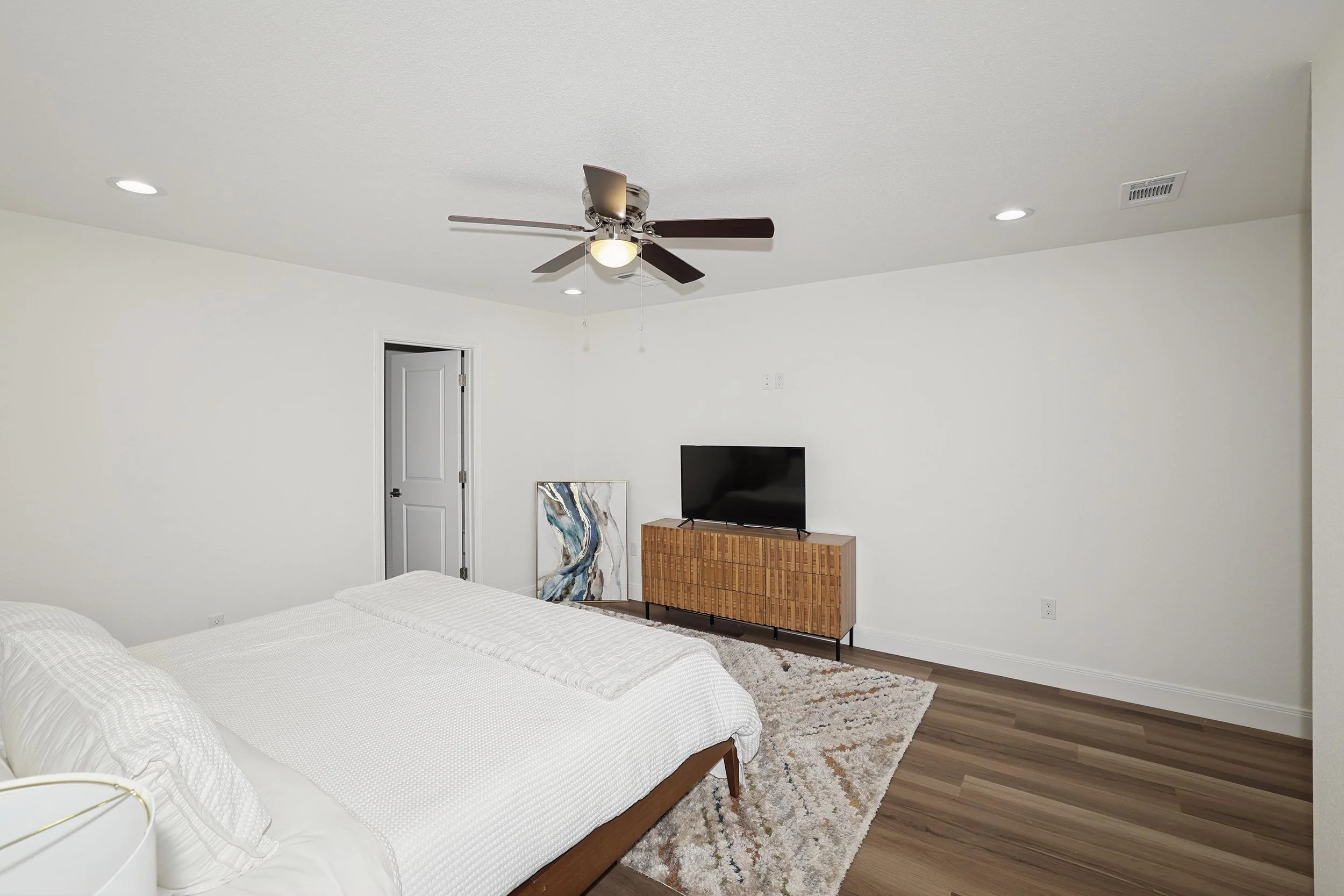 11-Primary Bedroom.jpg