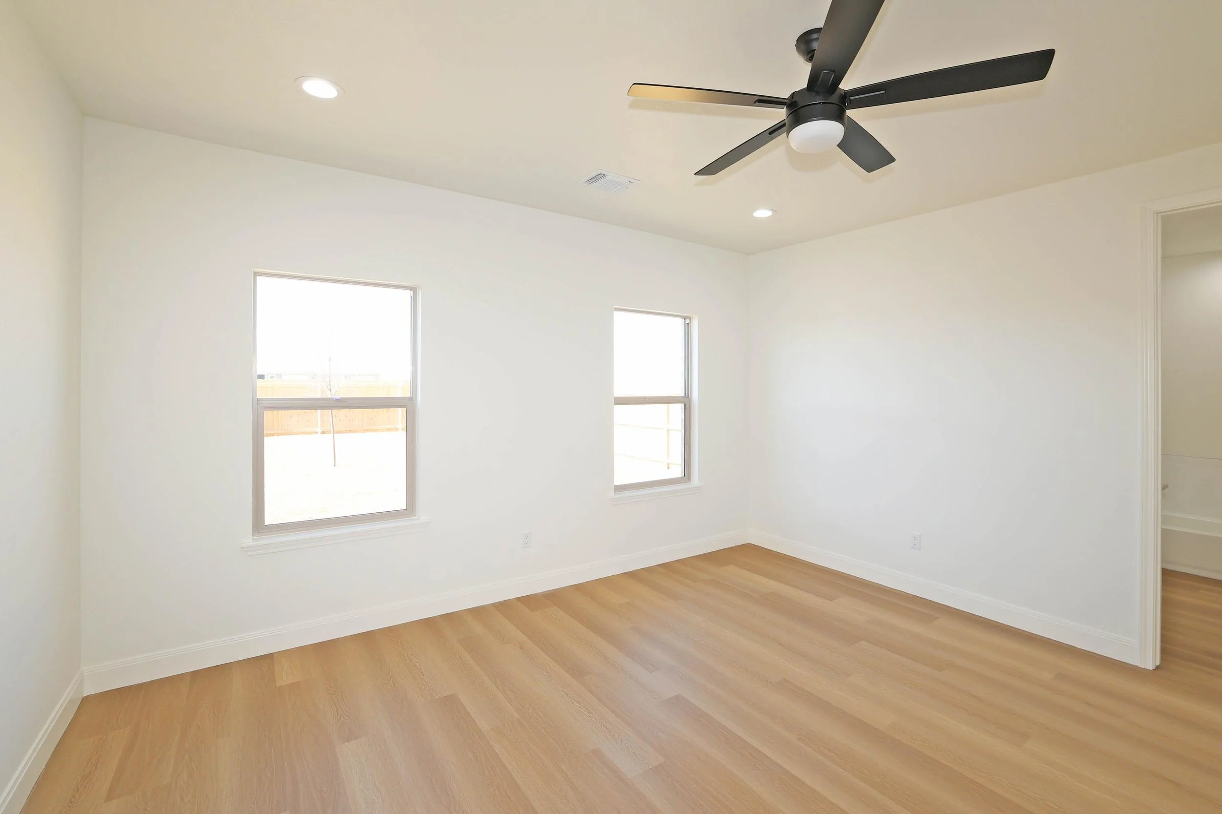 9-Primary Bedroom.jpg