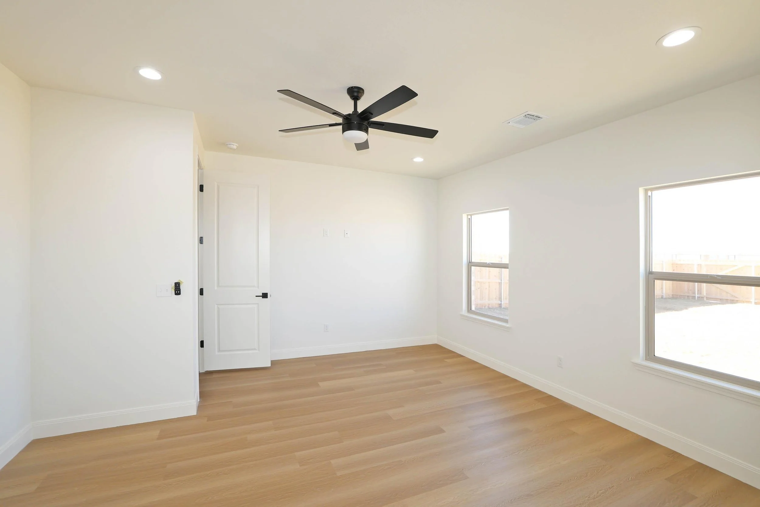 11-Primary Bedroom.jpg