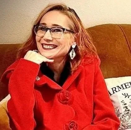 Renee Hyatt, Hypnotherapy student and office manager of SEE Hypnosis.