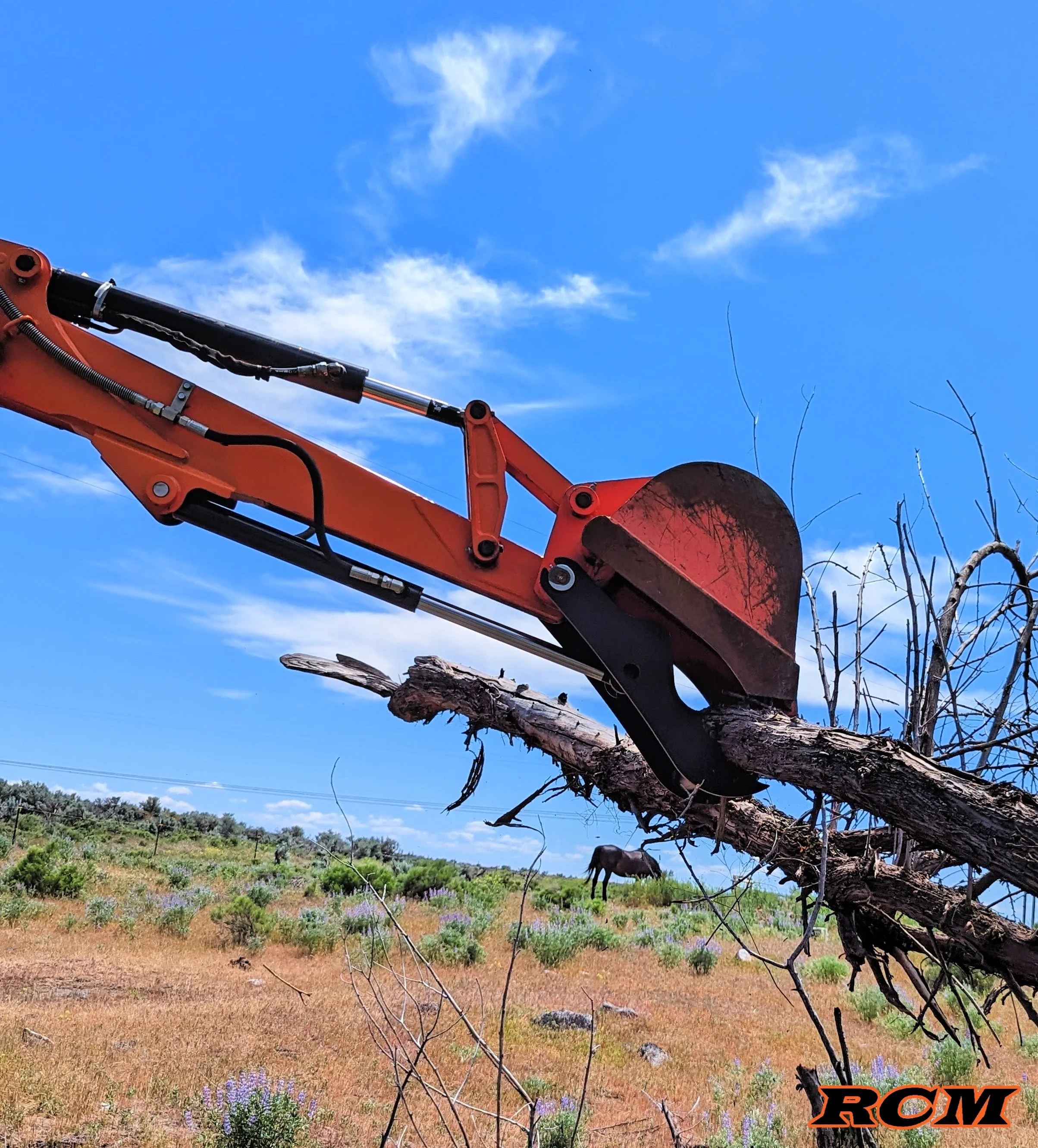 #8B Kubota Backhoe.jpg