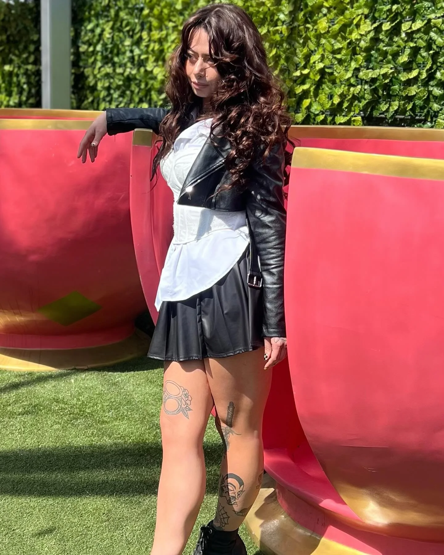 Life Lately; social exhaustion + mostly just birthday shenanigans. My whole household is composed of April babies. 

Serving face, eating lots, finally back to Pilates and hopefully back in the gym next week, bought myself my first ever bicycle which