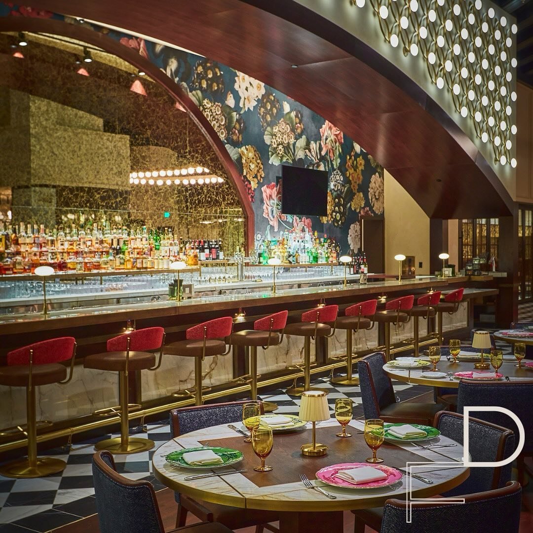 Milan meets Vegas at Caram&aacute;&rsquo;s bar: a blend of Italian sophistication with a twist of Las Vegas flair.

#carama #lasvegasrestaurant #wolfgangpuck #caramalasvegas #restaurantdesign #italianrestaurant #interiordesign #floordesign #tile #woo