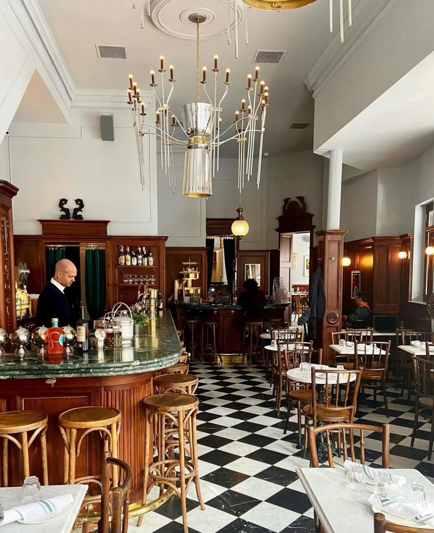 Capturing the essence of tradition and innovation at Saraghina Caff&egrave; in Brooklyn, New York, where we cherish the blend of classic materials with a modern twist. Keeping the heritage alive while gazing into the future.

#restaurantdesign #itali