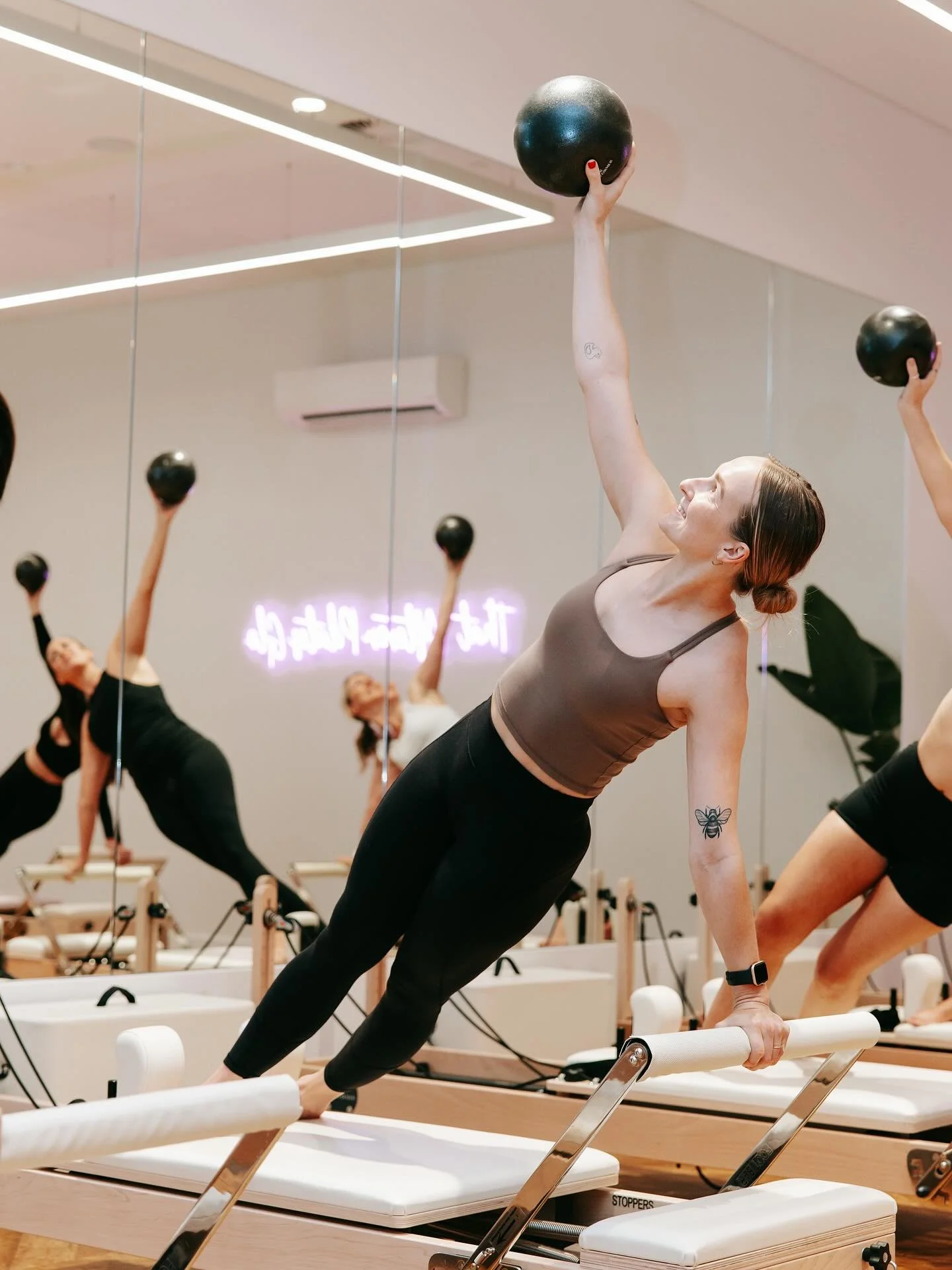Before the world needs you move, breathe, come back to yourself.

🌞 Morning Rituals at Afterglo

#afterglopilates #pilateskarrinyup #perthpilates #reformerpilates #reformerstudio #reformerclass #reformerworkout