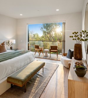 Photo inspiration: Fresh Look at Luxury Condos For Sale In Brentwood