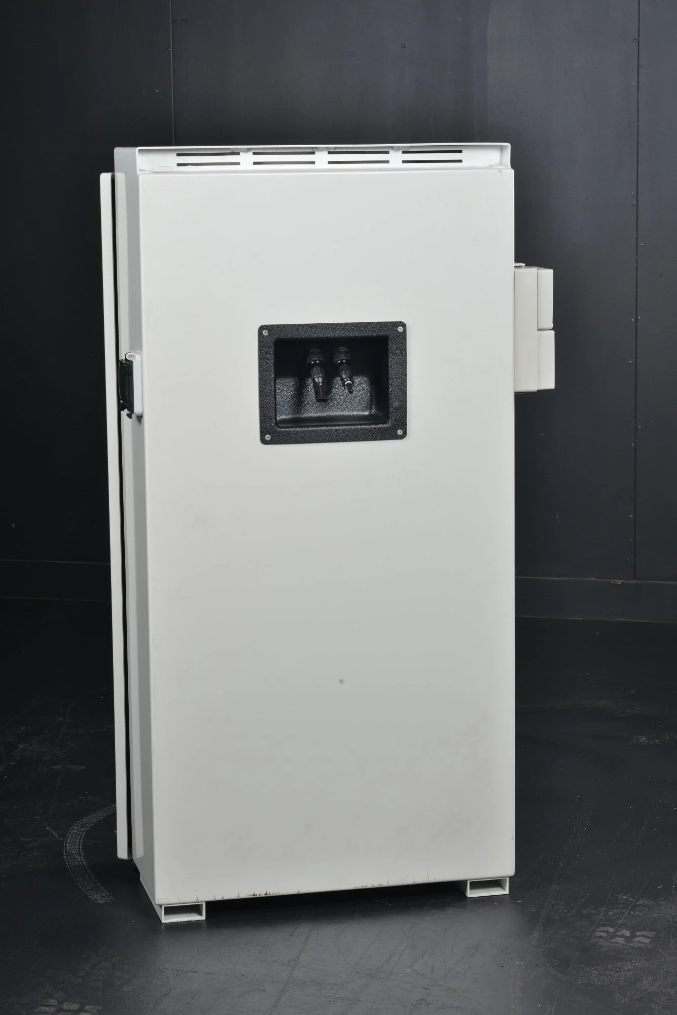 ogn_flat_white_5_back_2000px.jpg