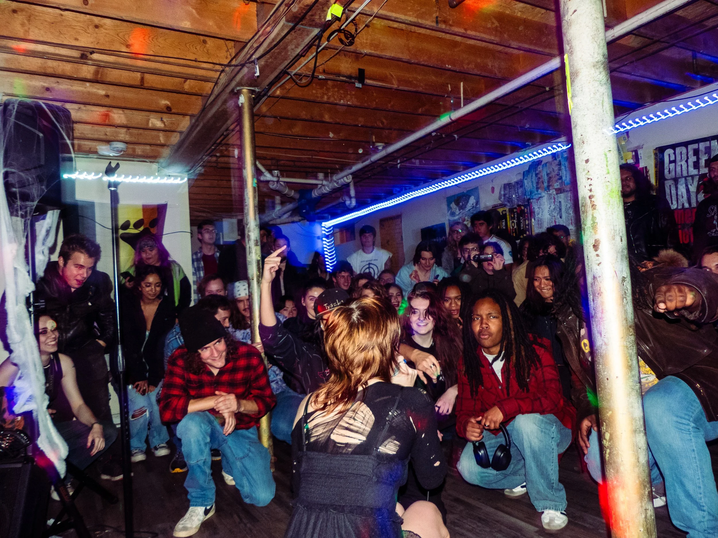 Jaded in Paradise-004.jpg