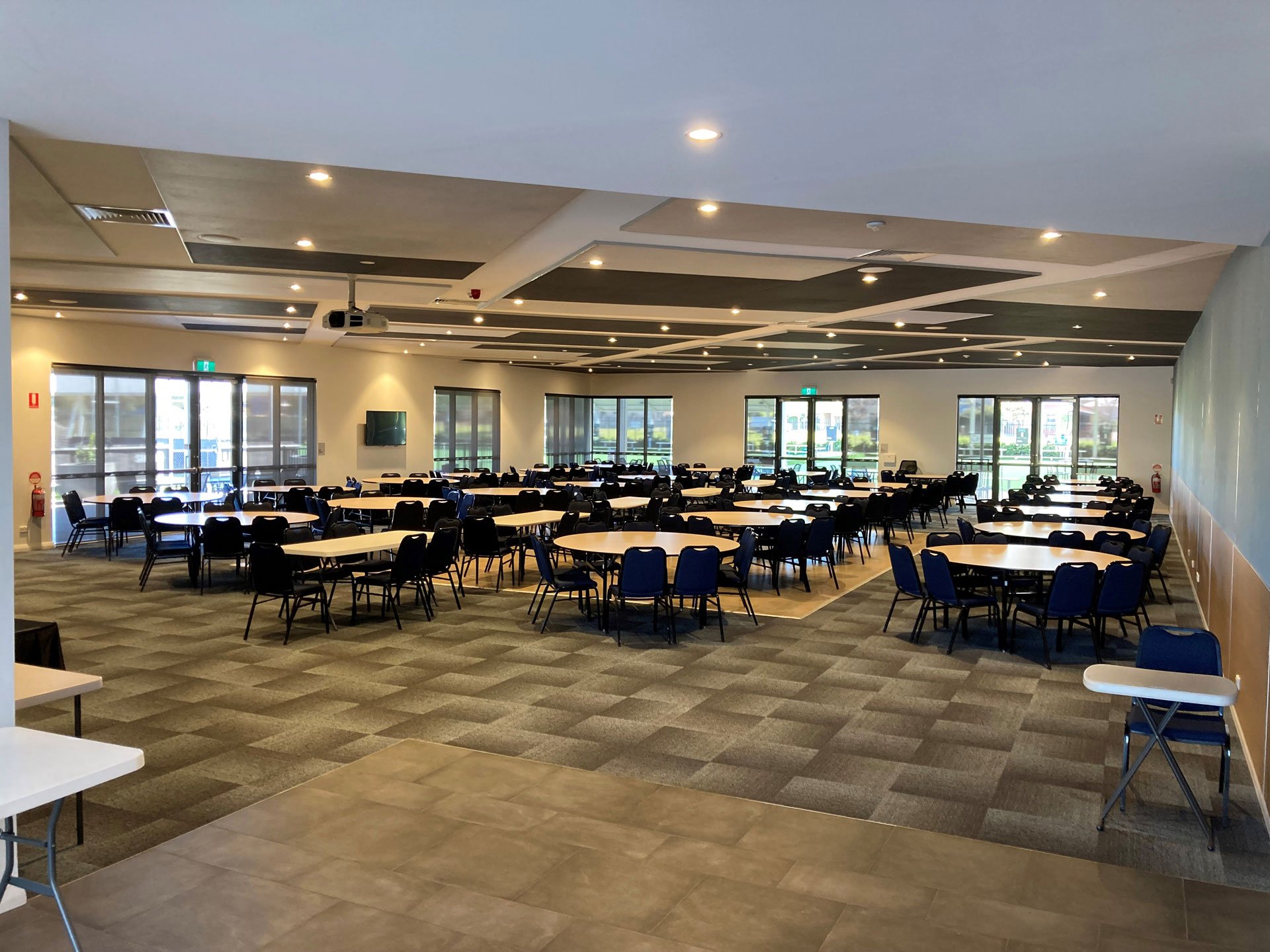1Hall....jpg