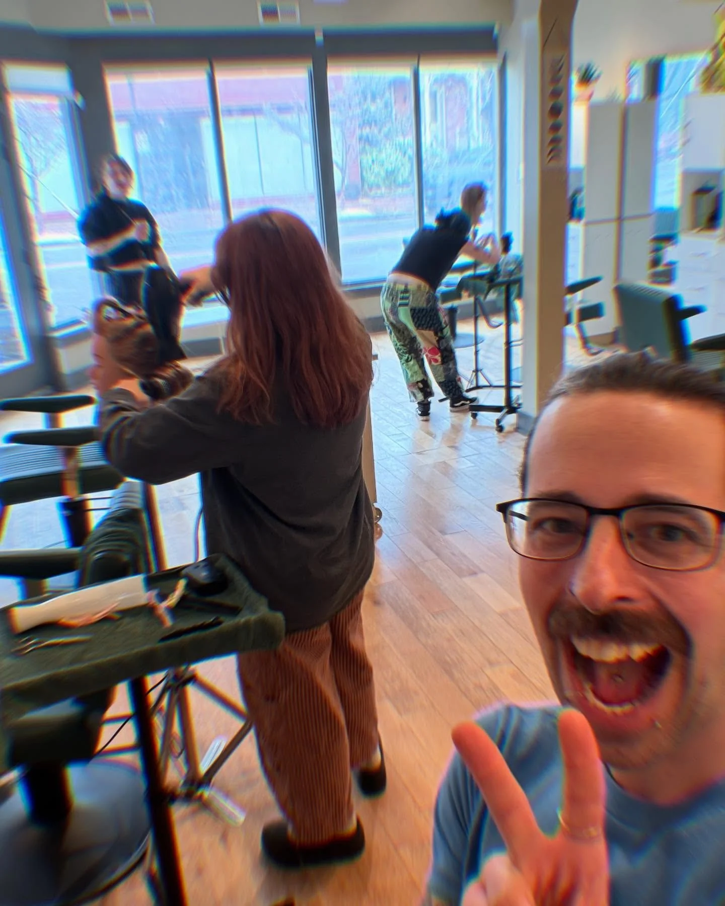 Class is in session&hellip;https://solstice-hair.book.app

&hellip;yes, I&rsquo;m the class clown 🤡