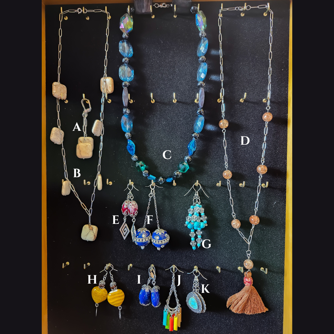 The Aven Collection