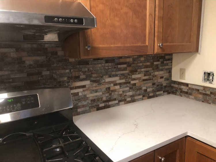 Kitchen backsplash Tacoma area crafted by 7 Lamps Construction (Gig Harbor). www.7lamps.com