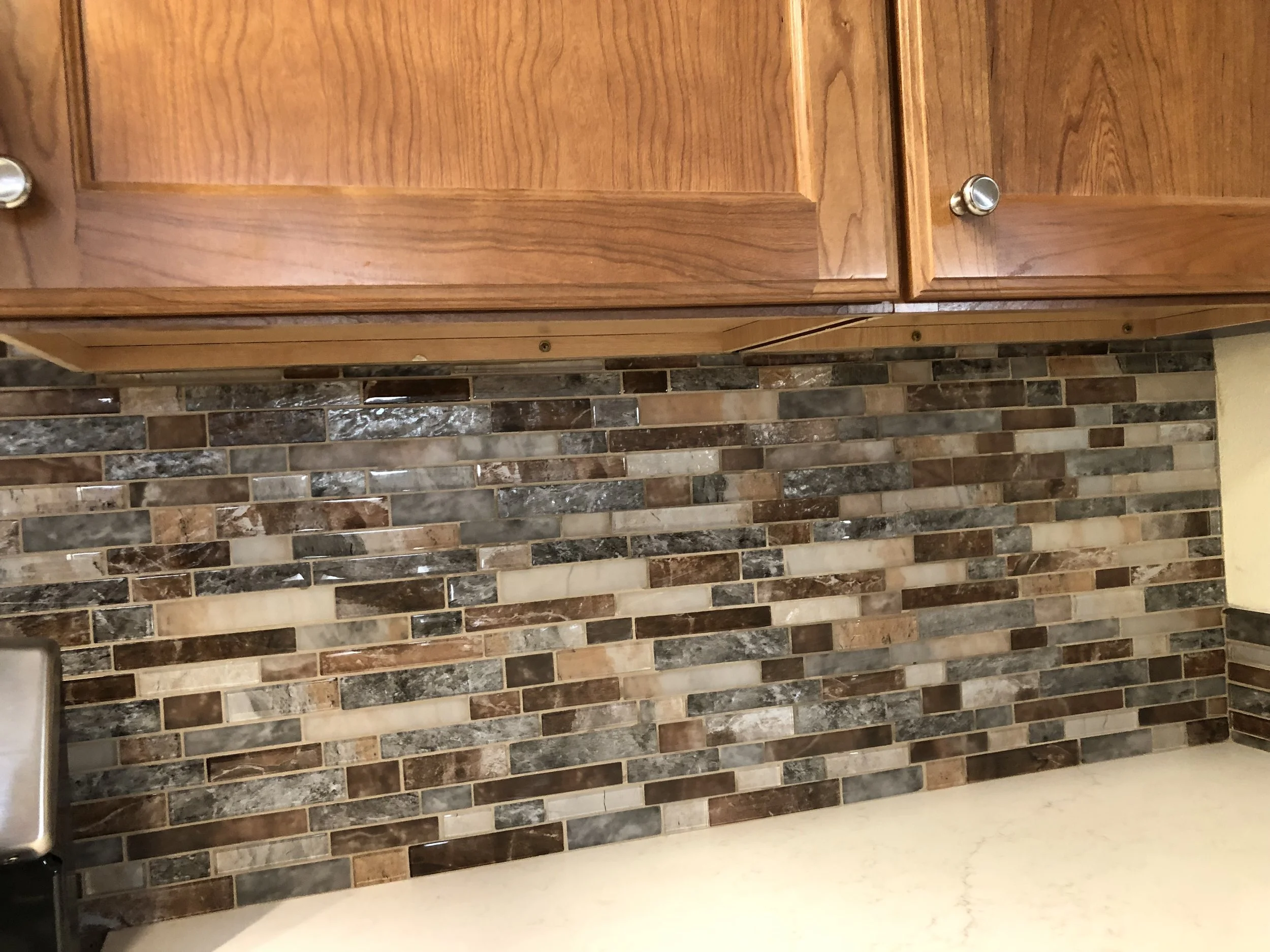 Kitchen backsplash Tacoma area crafted by 7 Lamps Construction (Gig Harbor). www.7lamps.com
