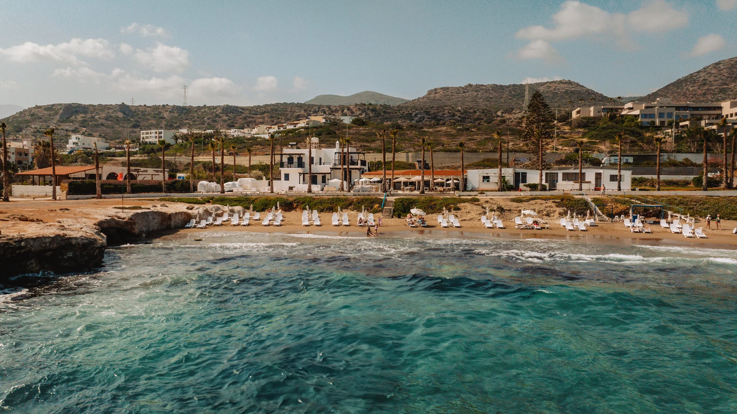 DRONEHOTEL2-2.jpg