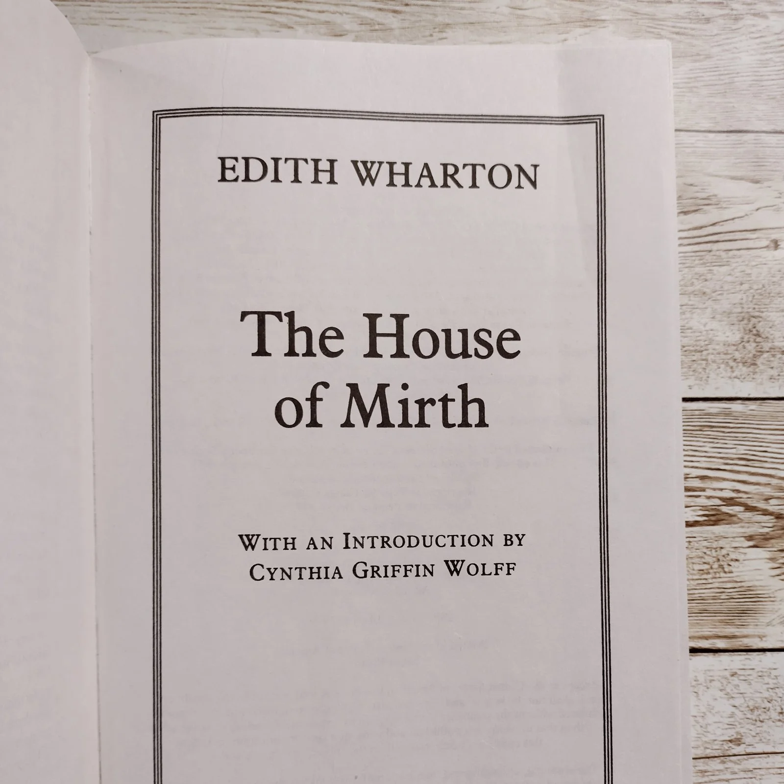 The House of Mirth by Edith Wharton - Penguin Classics 1993, second hand book, ISBN-10 0140187294