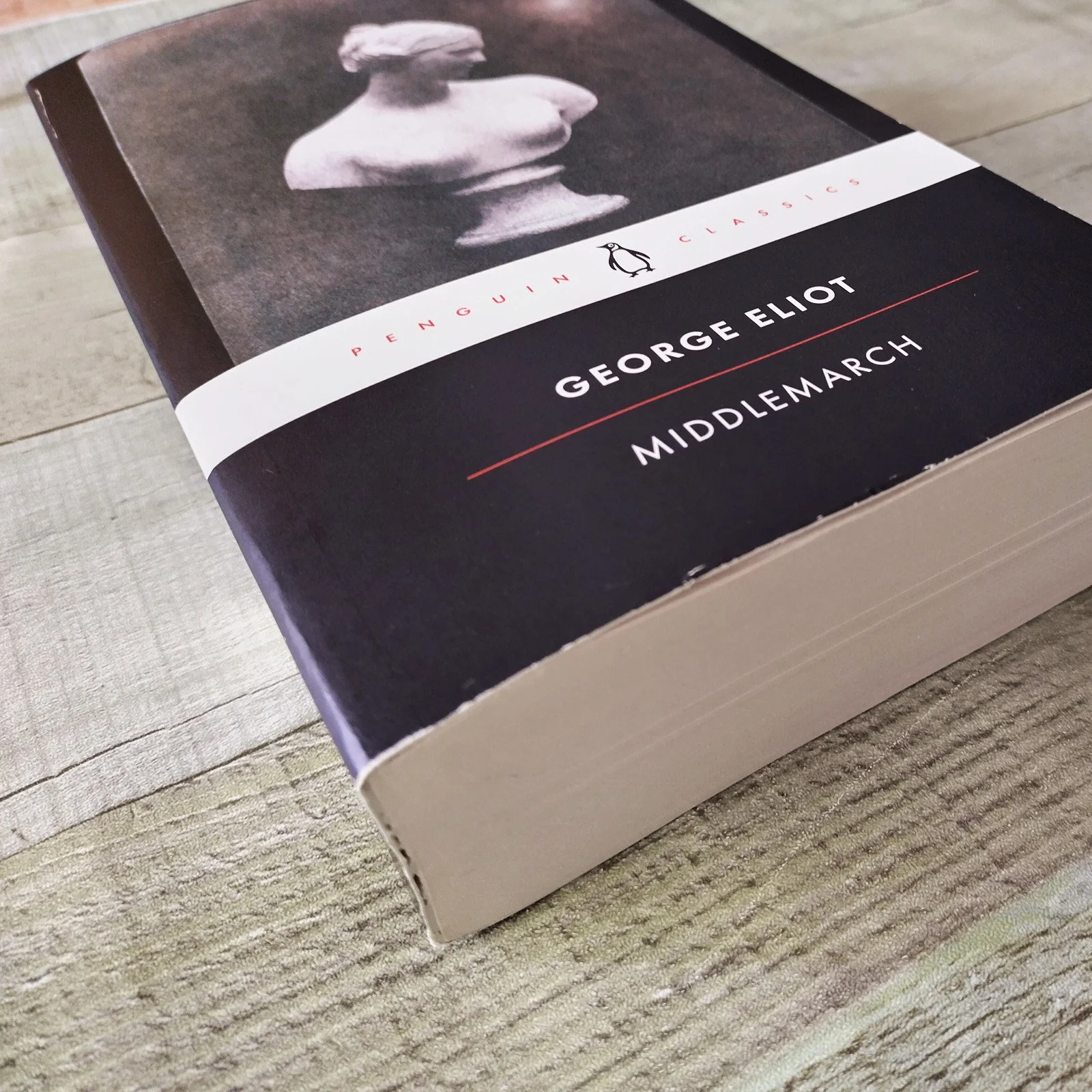 Middlemarch by George Eliot, Penguin Classics 2003, second hand book, ISBN-10 0141439548