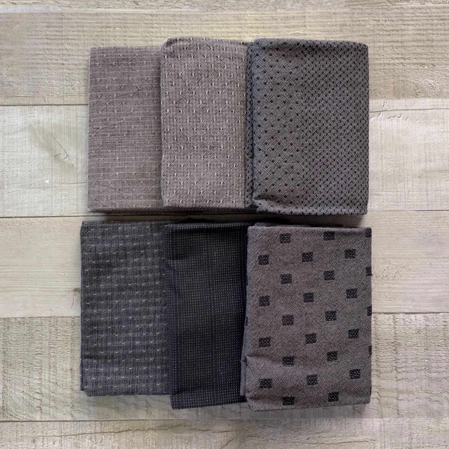 Japanese Yarn-Dyed Fabric Bundle, Japanese Taupe Fabrics, Woven Fabric, checks, 100% Cotton, Two Free Charms, Studio Mio