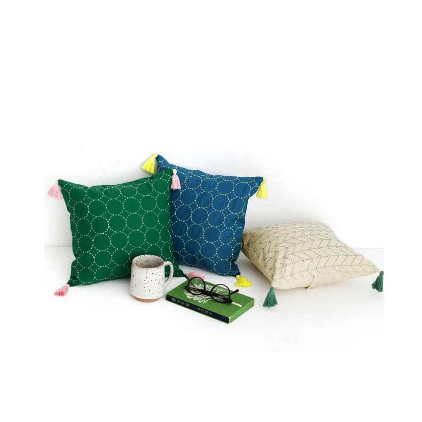 Hidamari sashiko samplers are produced by Cosmo. This design features a circle pattern, making it perfect for beginners.