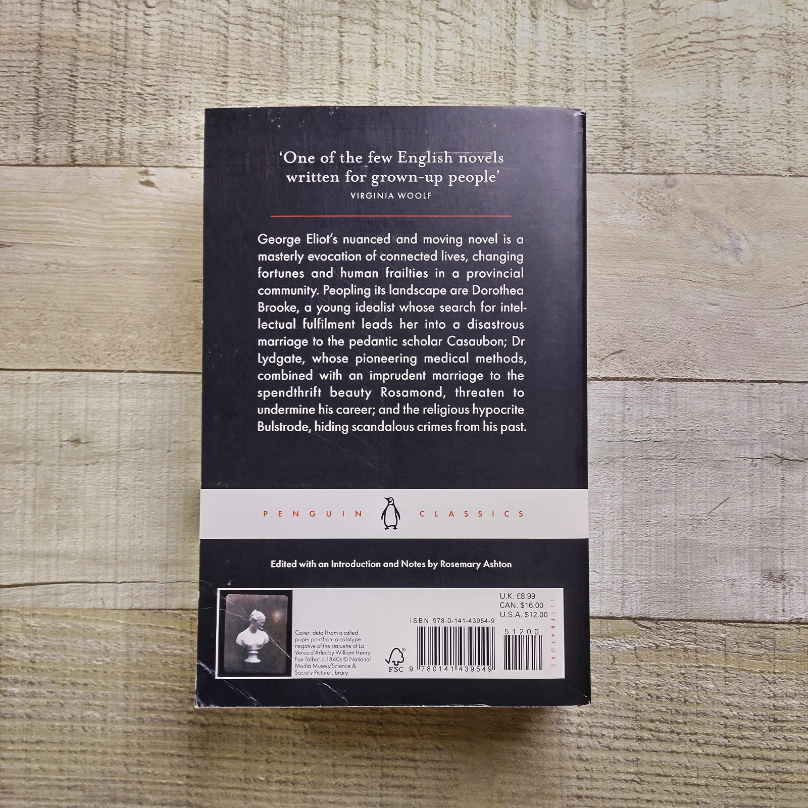 Middlemarch by George Eliot, Penguin Classics 2003, second hand book, ISBN-10 0141439548