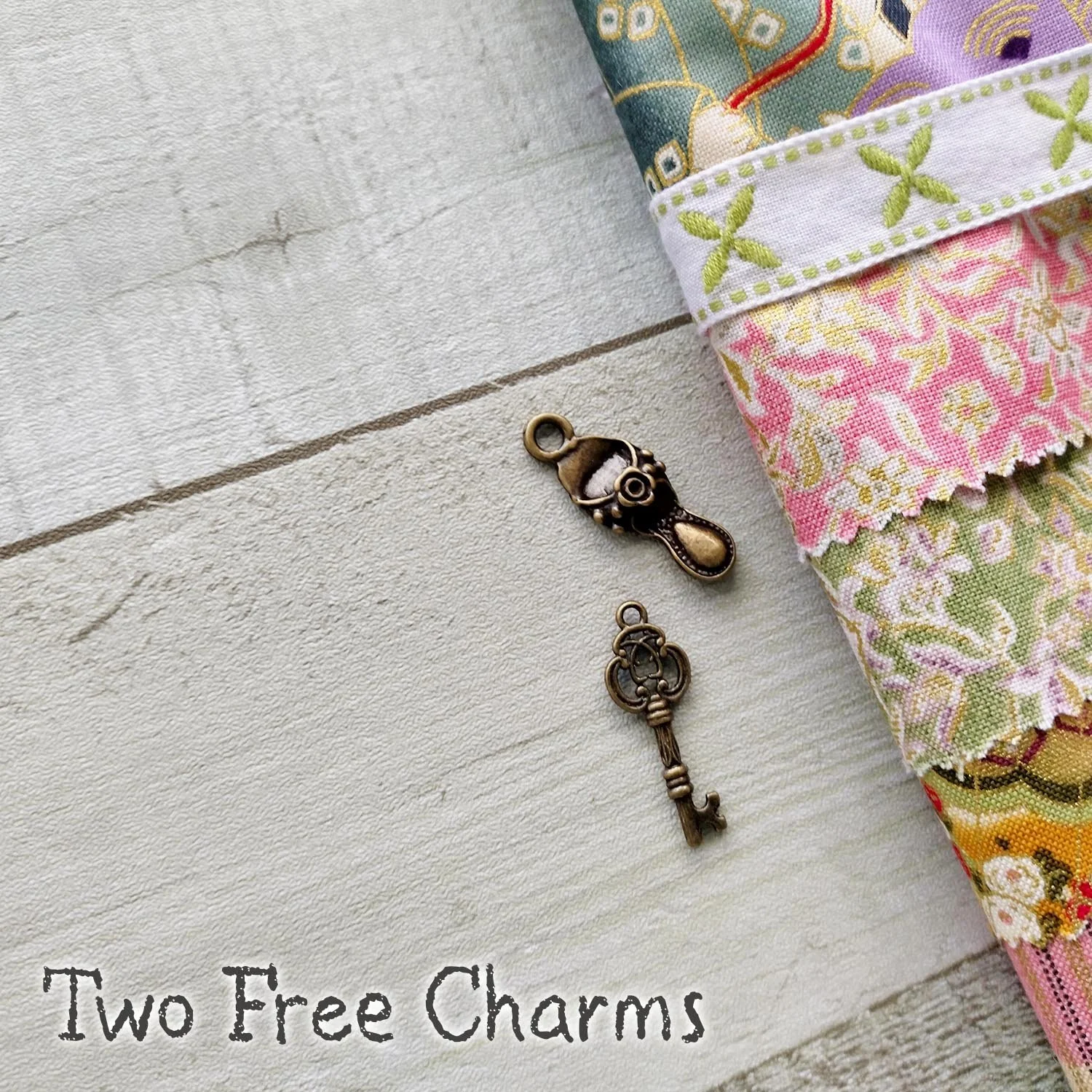 Exquisite Japanese Print Fabric Bundle 6pc, 100% Cotton, Bonus Charm, Authentic Japanese Design, Designed & Printed in Japan