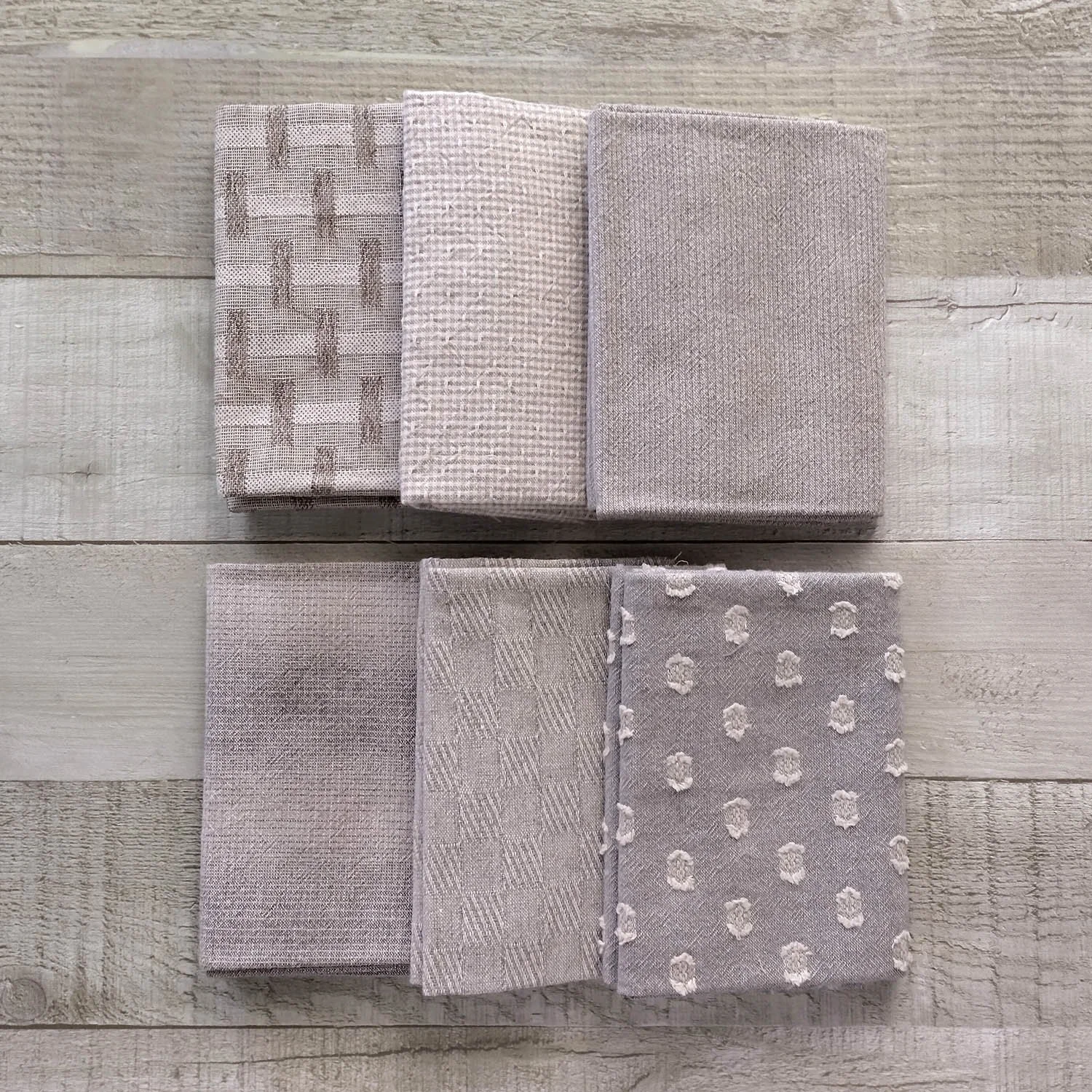 Japanese Yarn-Dyed Fabric Fat Quarter Bundle 6pc, 100% Cotton, Approx. 50cm x 55cm. Exquisite woven yarn-dyed cotton bundle collection