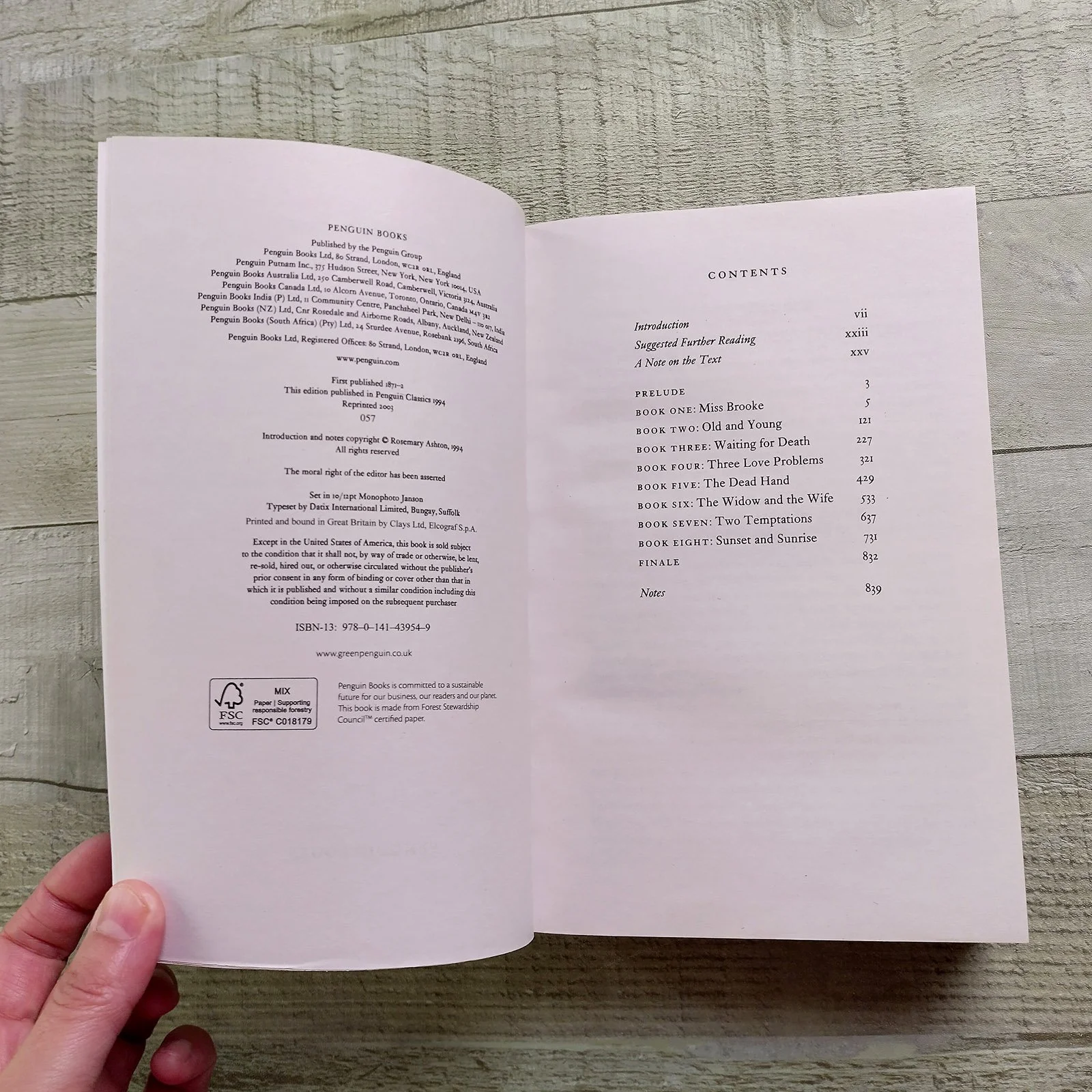 Middlemarch by George Eliot, Penguin Classics 2003, second hand book, ISBN-10 0141439548