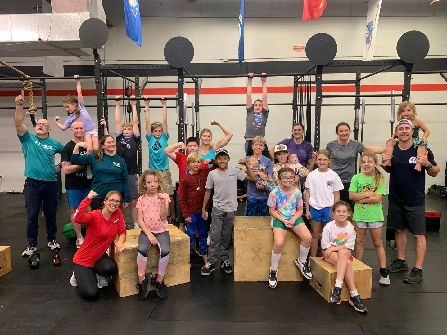 Monday Family Battle - STAND FIRM!! 1 Corinthians 16:13-14