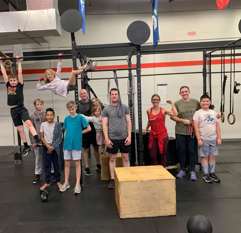 Monday nights family battle crew was encouraged to be BOLD in their prayers as we prayed 1 Chronicles 4:10!

#boldlife