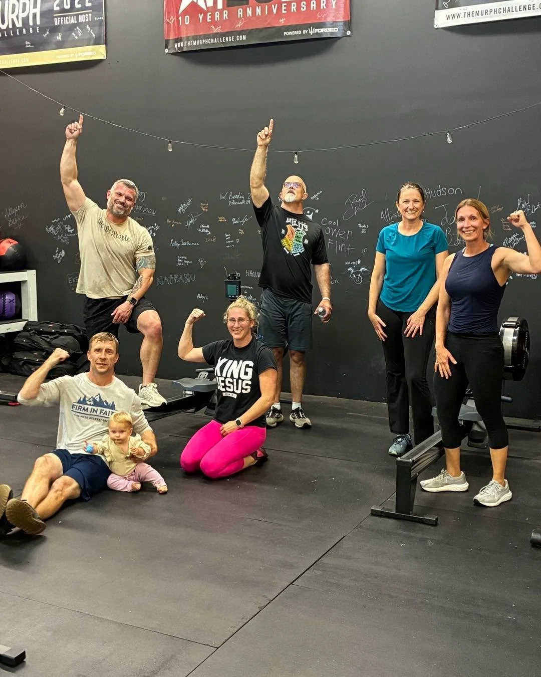 The 5:45pm class was reminded that God is our light. Whatever you&rsquo;re walking through, don&rsquo;t let darkness over take your hope. God&rsquo;s light never dims!!