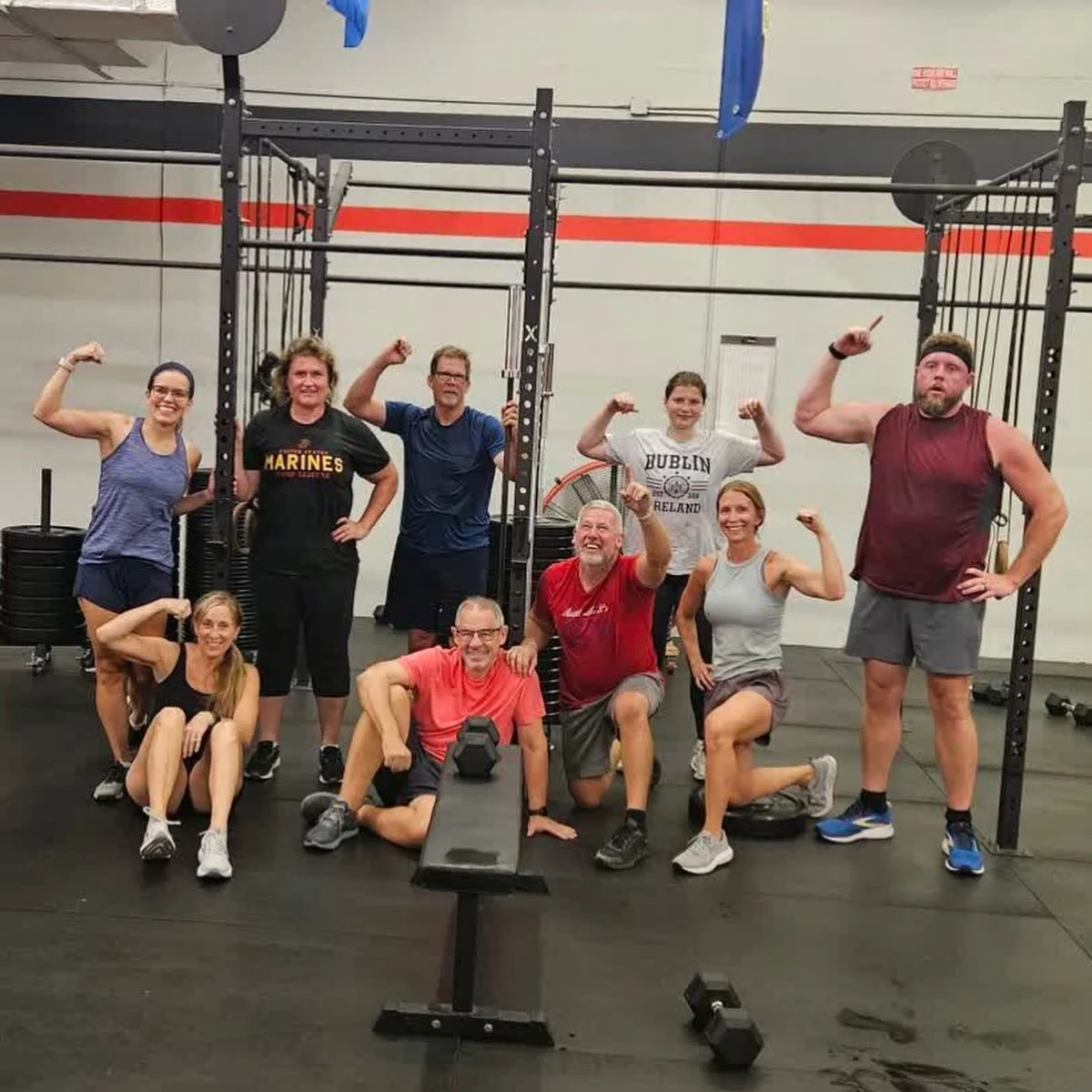 This mornings 5:00am warriors battled through an 8 minute AMRAP of alternating toes to bar, farmers carry and walk walk to plank shoulder taps. Followed by a 20 minute 4 rounds for time, run ring rows, wide db row, front lateral raise and lat pull ov