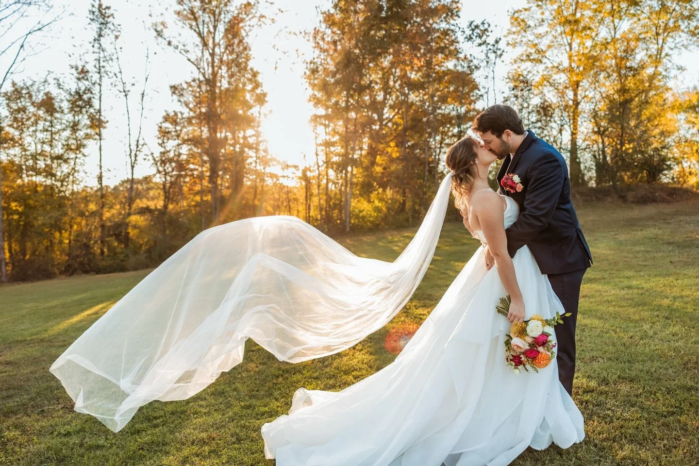 Sunset views, soft breezes, and unforgettable &lsquo;I do&rsquo;s&rsquo; at Whispering Winds 💍