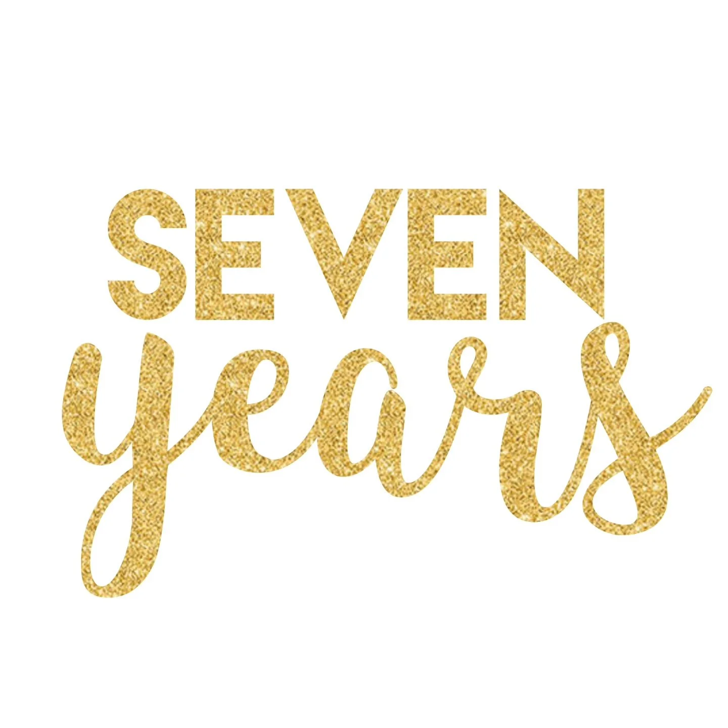 Happy 7 year @geelongcelebrantcollective anniversary to us!!!! 7 years of laughs, love, tears, hilarious stories, support, guidance and true #communityovercompetition and #celebrantsunite spirit. 
#celebrant #civilcelebrant #weddingcelebrant #marria