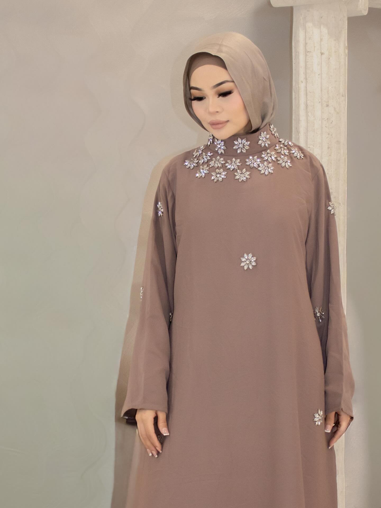 ✨ The Alia Kaftan &mdash; chiffon, crystal, timeless. 🌸💎
Shop now at siaahouse.com