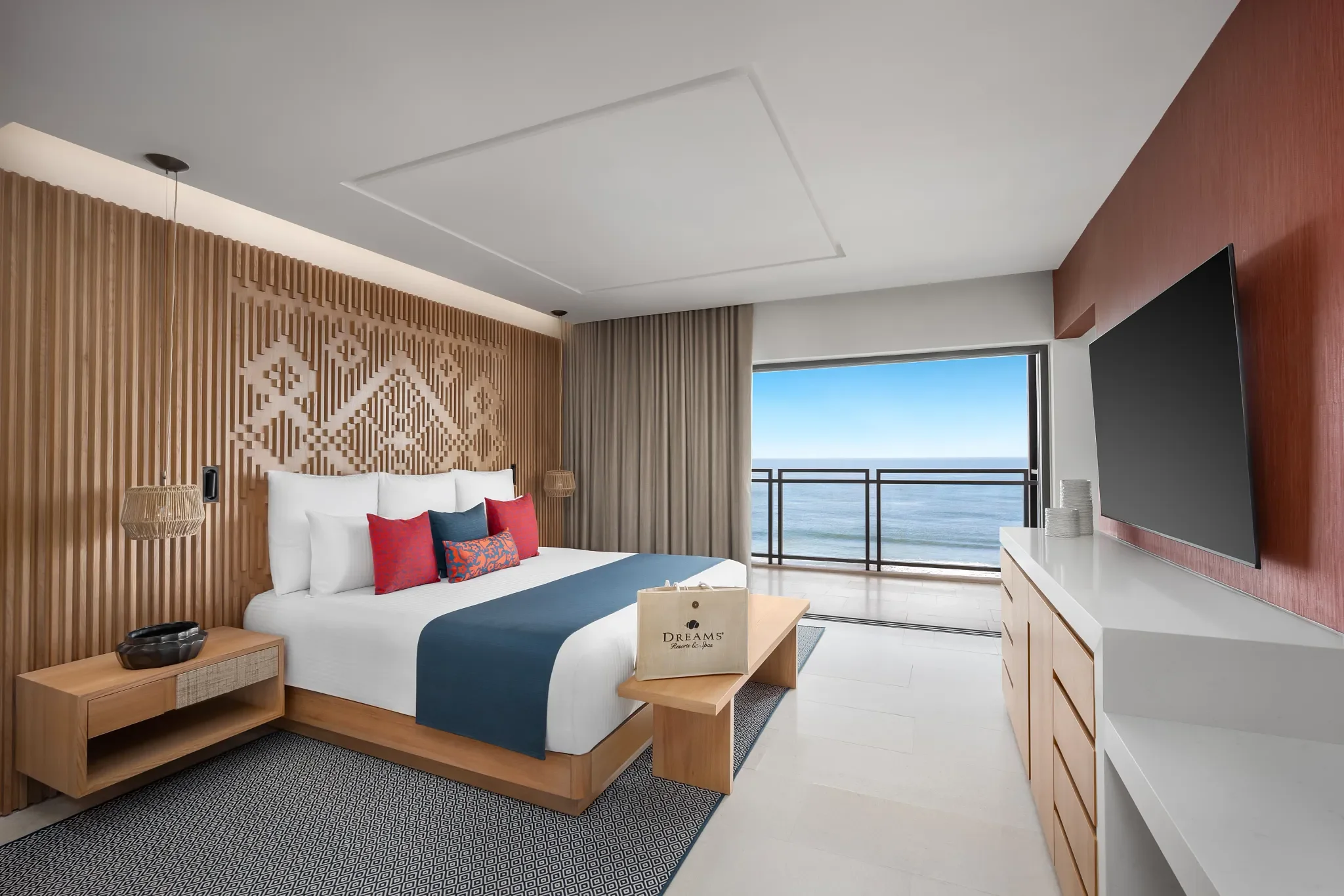 DRMZT-PC-MSTR-OF-Bedroom-AFC.webp