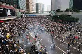 「6・12」から7年——催涙弾が覆った街、そして今も終わらない訴追