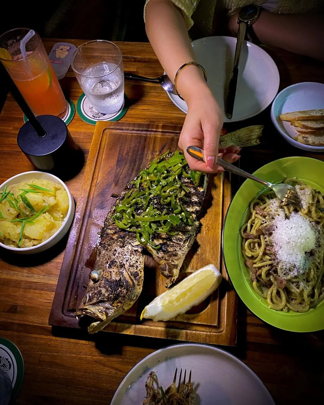 We're taking a little look ahead to the festive season as we&rsquo;re already seeing bookings come in for Christmas and New Year, so if you&rsquo;re planning to dine with us over the holidays, it&rsquo;s a good idea to get organised early.

Here&rsqu