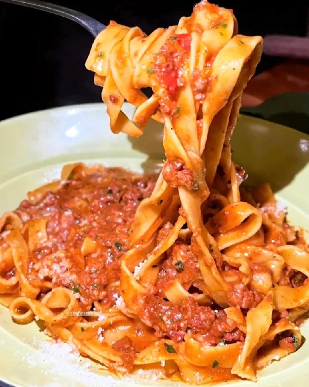 You can&rsquo;t beat the classics. Rich Bolognese, silky Carbonara and parmesan piled high&hellip; just as it should be.

📞 To reserve your table, DM us or call +66 99 281 9973
📍 Bophut Beach (5 mins from Fisherman's Village)

For parties of 10+, p