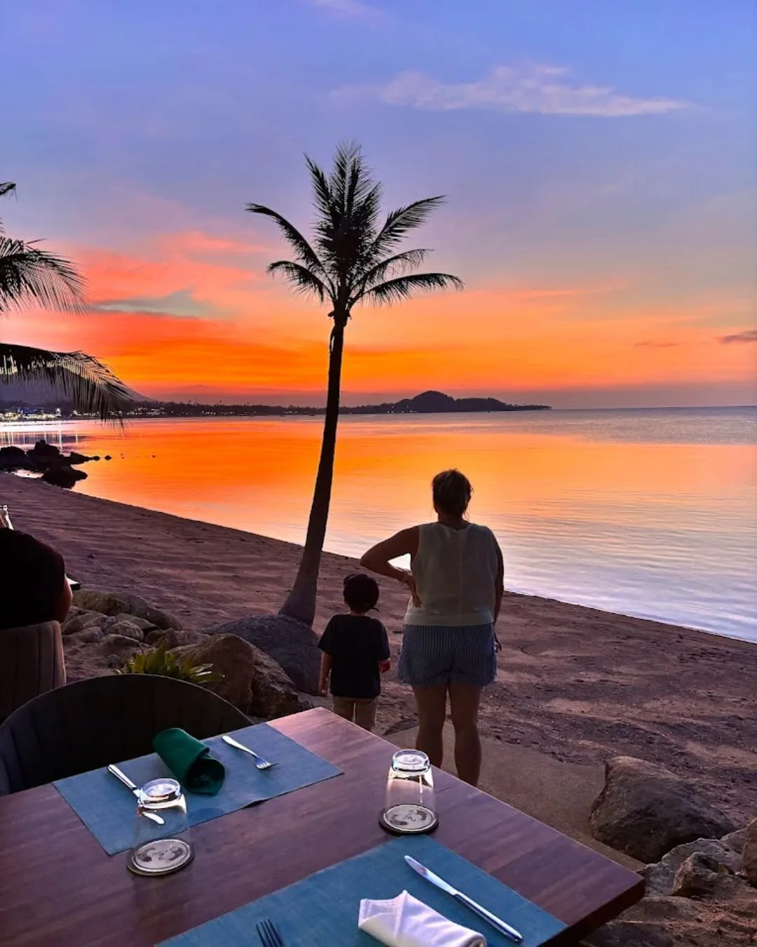 Samui sunsets >> everything else 🌅

Terrace tables at 2 Fishes are the place to be at 18:30. Reservations are highly recommended.

📞 To reserve your table, DM us or call +66 99 281 9973
📍 Bophut Beach (5 mins from Fisherman's Village)

📸 cr