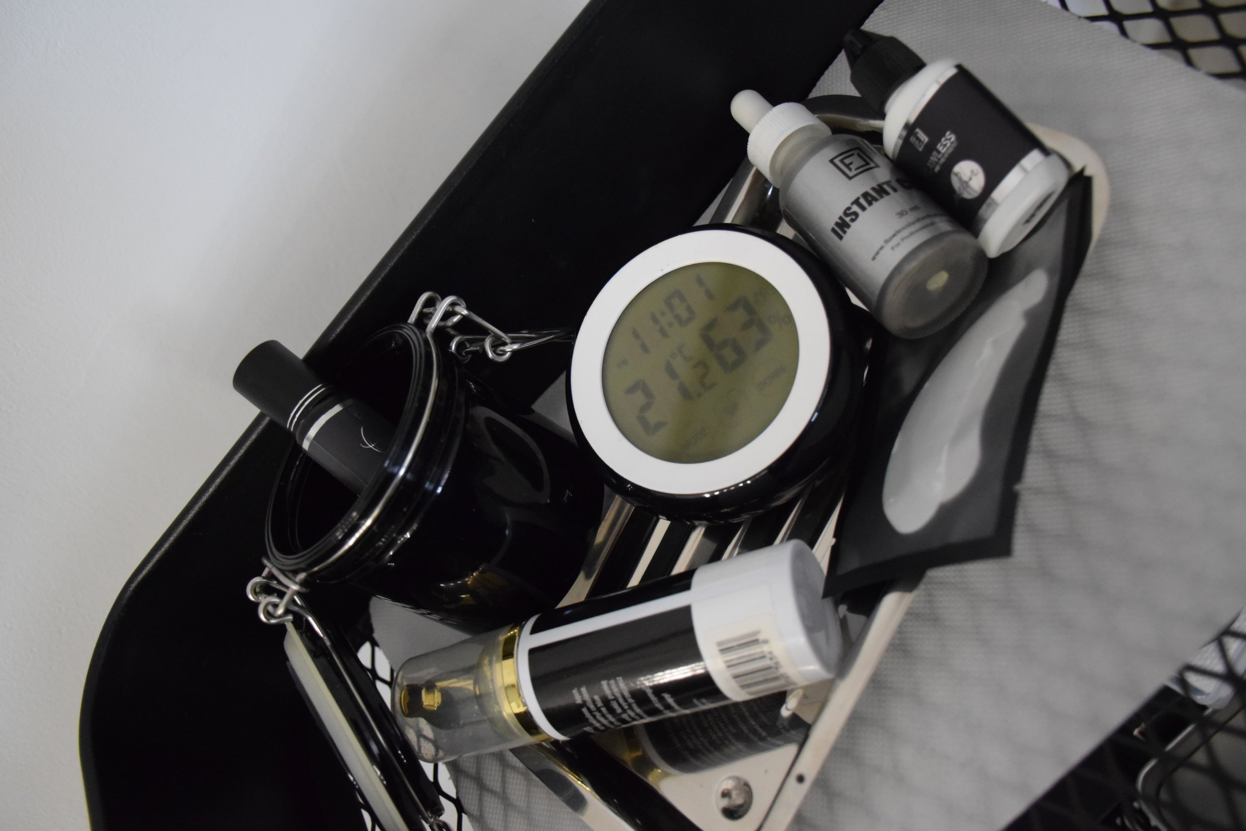 La colle pour les extensions de cils en hiver 