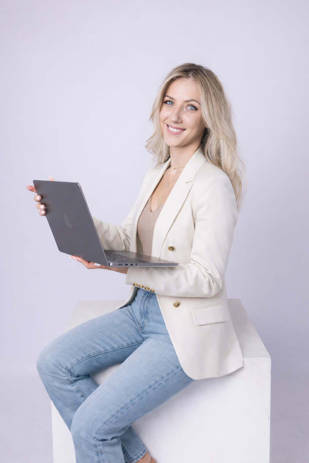 Comment devenir technicienne en extensions de cils - un guide étape par étape