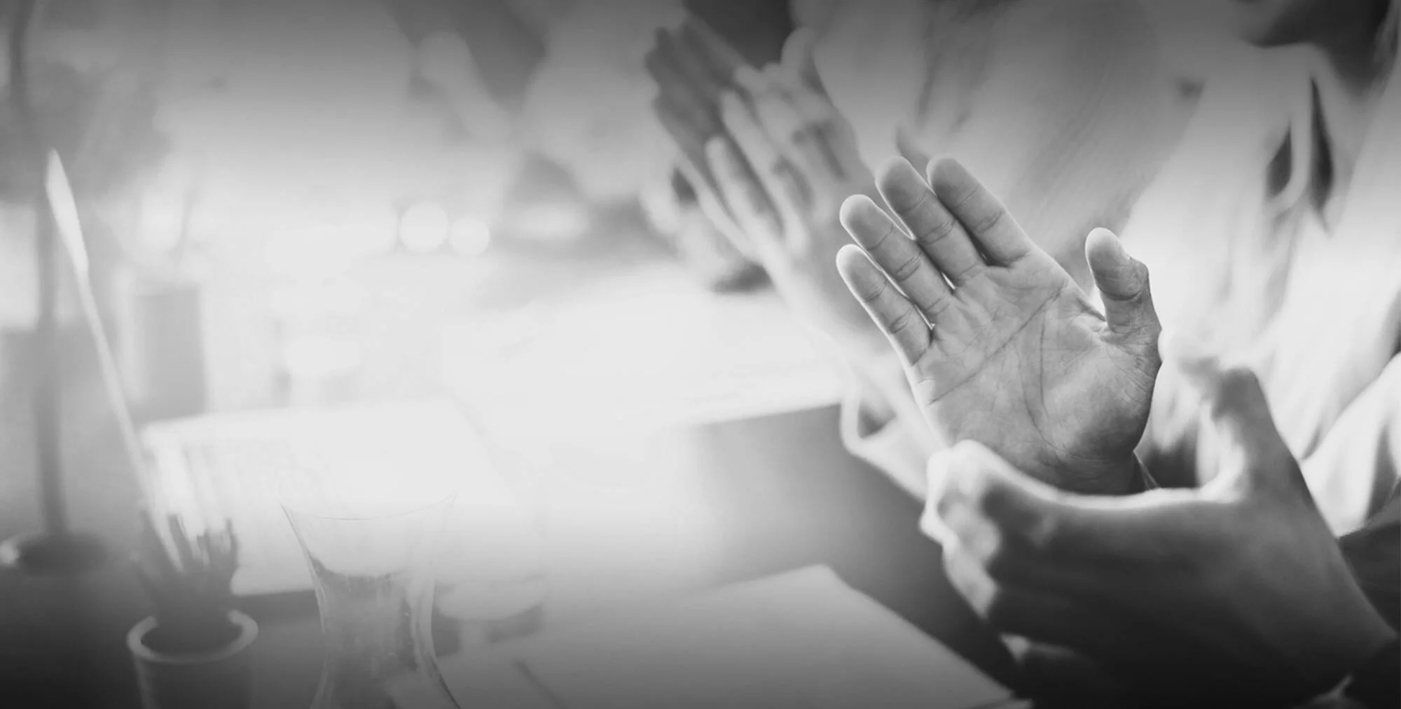 TESTIMONIALS-BANNER.jpg