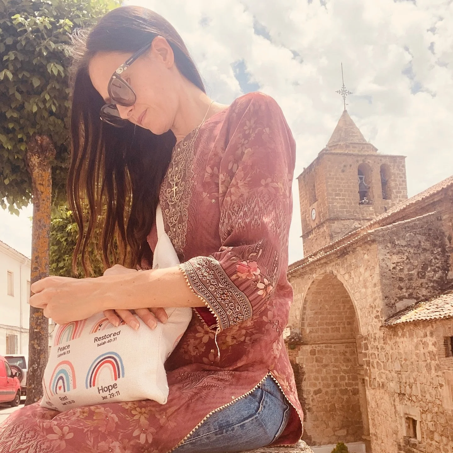 There&rsquo;s a lie that&rsquo;s been going around for too long !

that says; healing chronic ill-health isn&rsquo;t possible, The doctor said it&rsquo;s &lsquo;hypothyroid&rsquo; or &lsquo;autoimmune&rsquo; or &lsquo;endometriosis&rsquo;, that it&rs