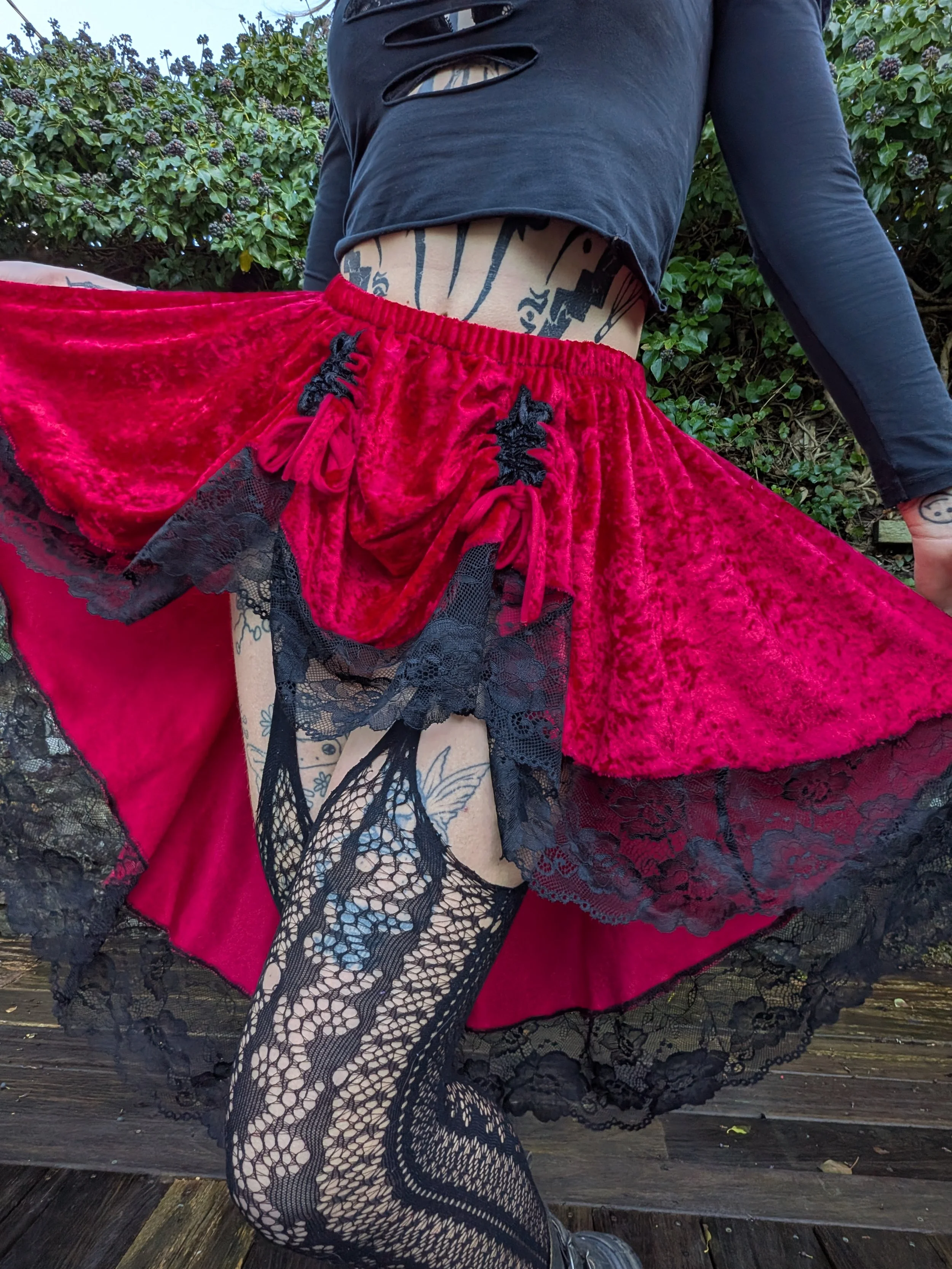 Ruby drawstring skirt black panels