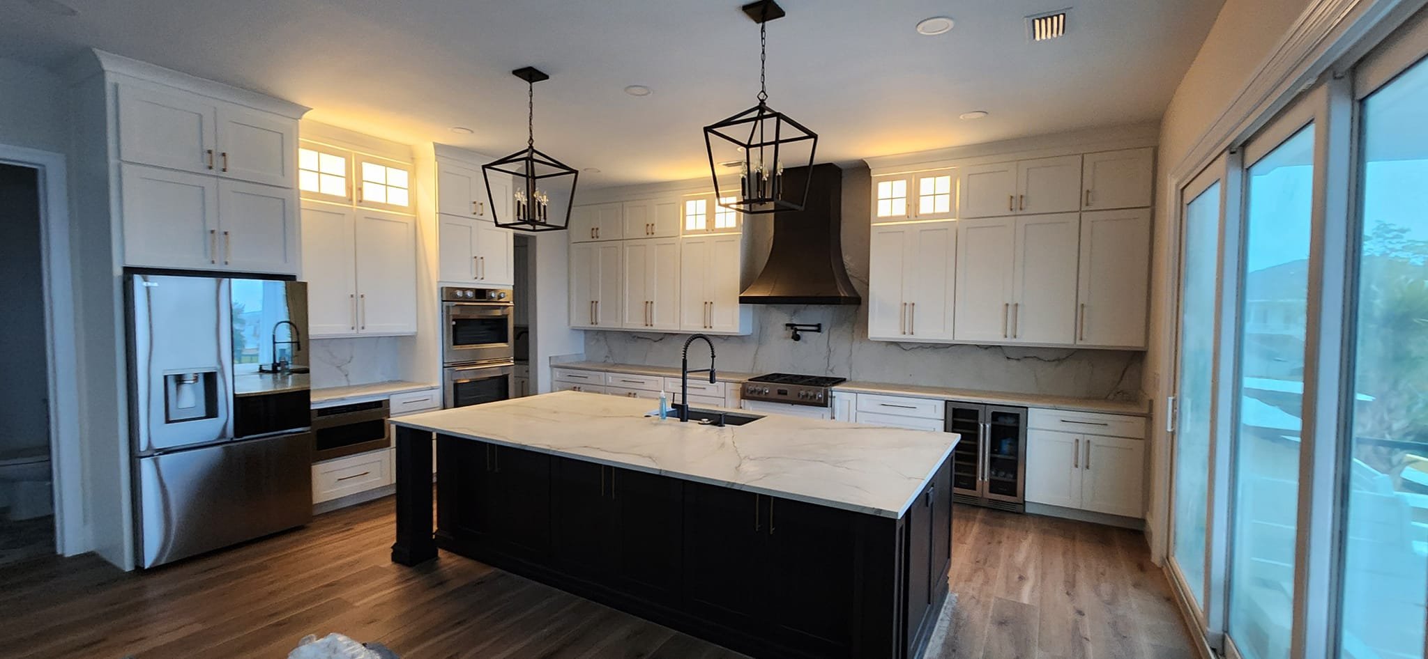 modern kitchen custom build.jpg